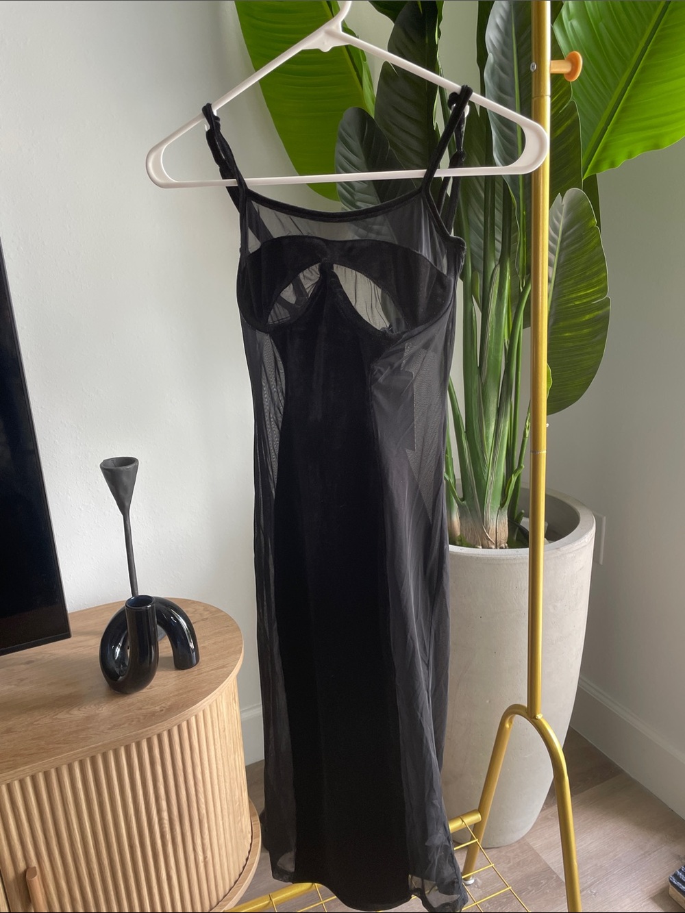 Fashion Nova Black Free Mind Velvet Midi Dress - XS